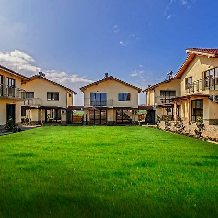 Alex Village Shkorpilovtsi Extérieur photo